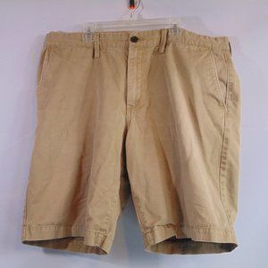 Gap Khakis shorts size 38